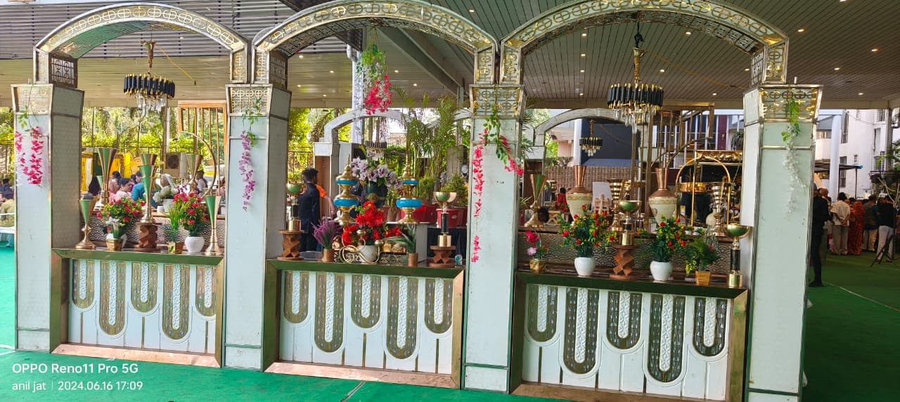 Décor and table styling from a live function — Prachiti Caterers, Indore